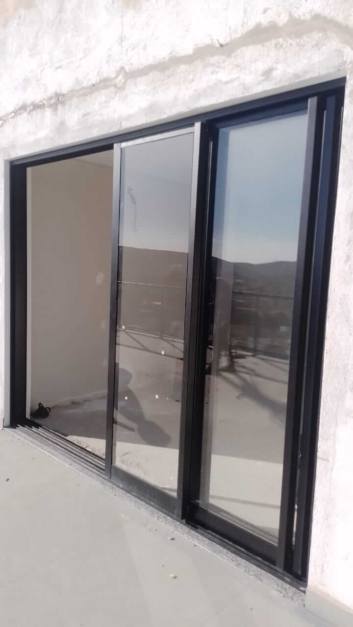 2736068c-7863-4d30-84b3-96d0ae80113e